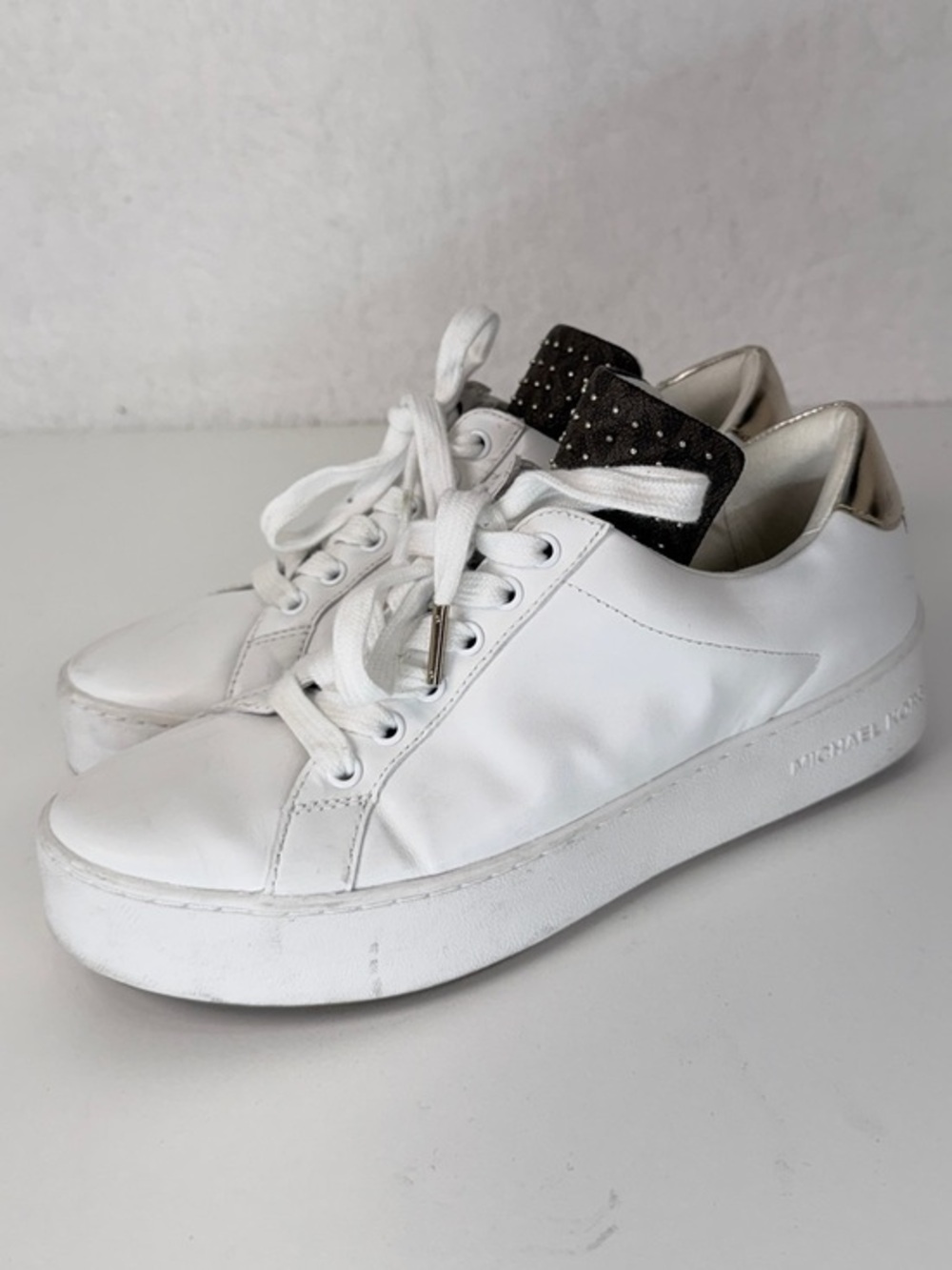 Michael Kors White Leather Sneakers Studded Silver size 7.5 Tennis shoes retro